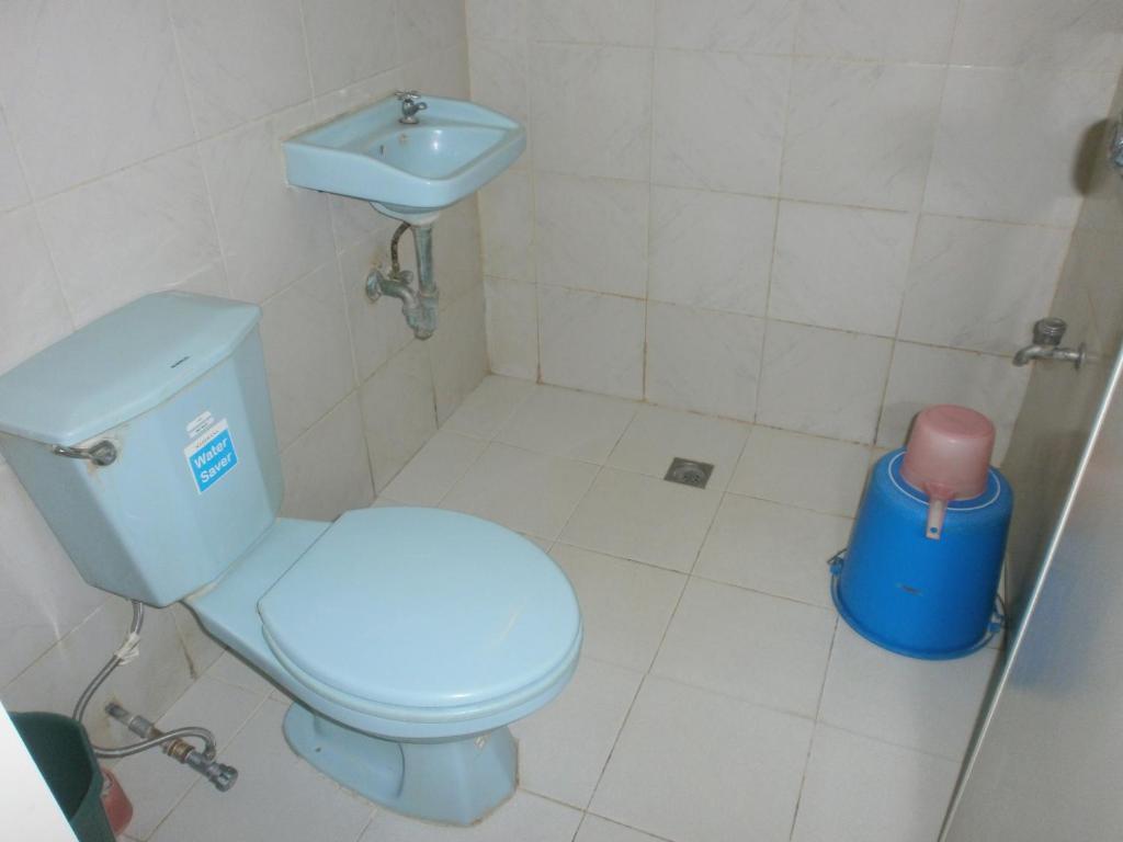 Manalo'S Lodge And Restaurant Puerto Galera Room photo